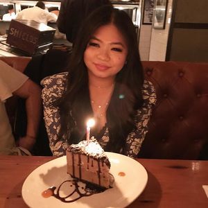 Meet your Posher, Thuy